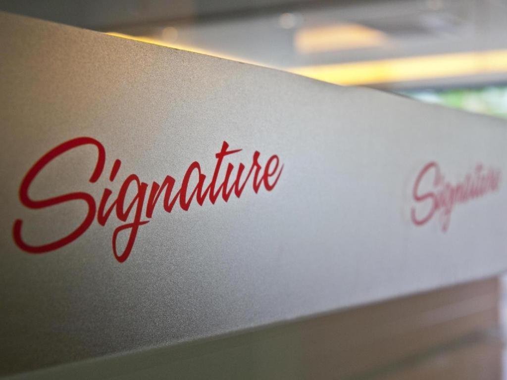 Signature Hotel Kl Sentral Куала Лумпур Екстериор снимка